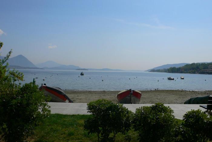 Residenz La Vela Apartment Baveno Ruang foto