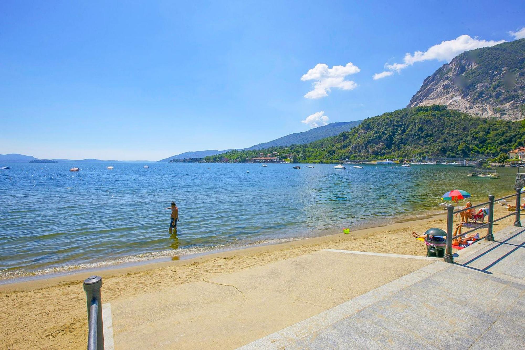 Residenz La Vela Apartment Baveno Ruang foto
