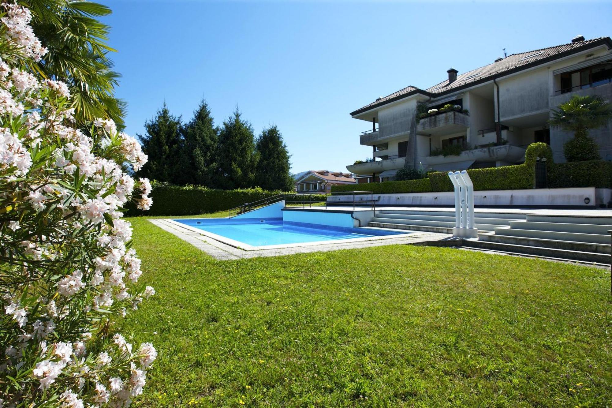 Residenz La Vela Apartment Baveno Ruang foto