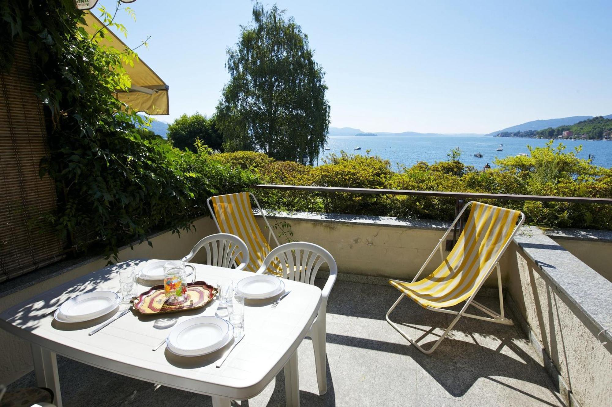 Residenz La Vela Apartment Baveno Ruang foto